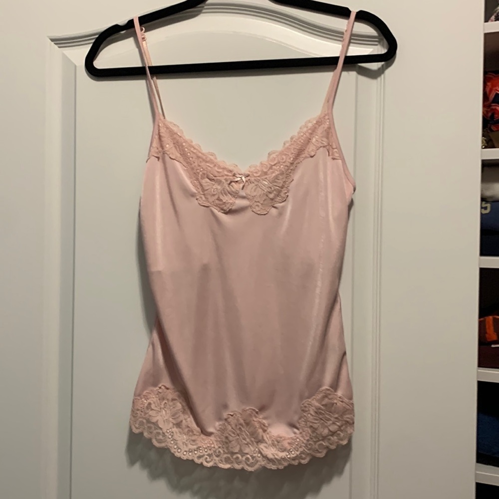 The limited Lacey tank- size small.